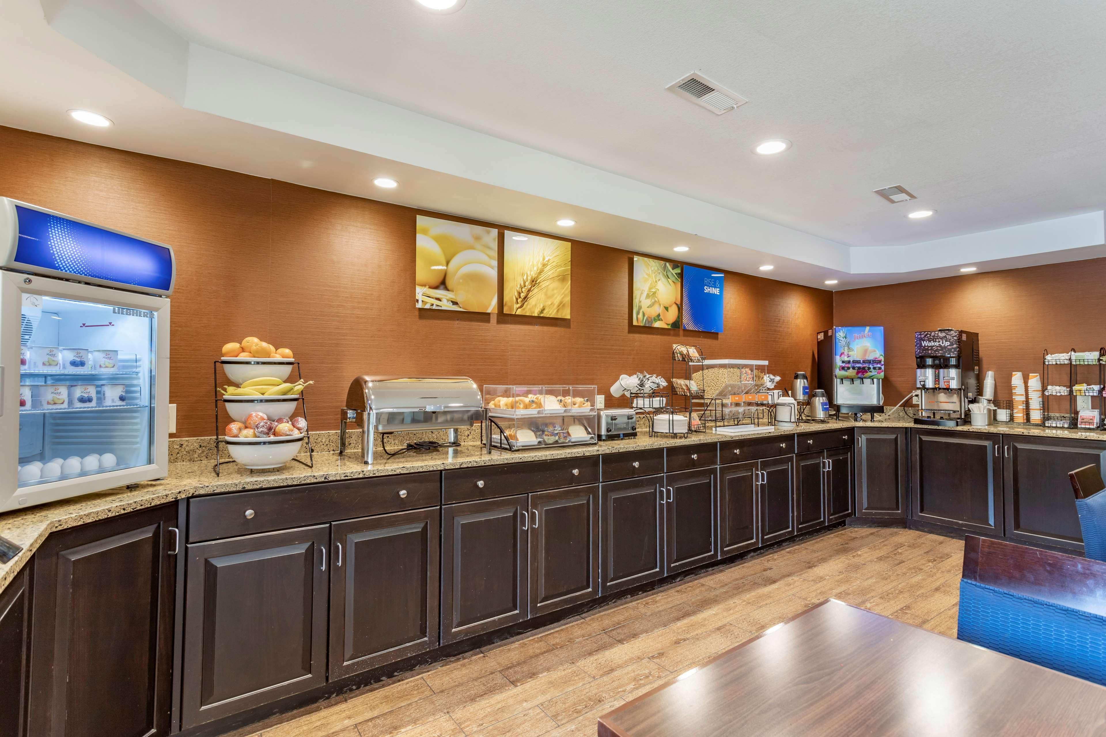 אשוויל Comfort Inn Biltmore West מראה חיצוני תמונה